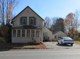 98 Main St, Dexter, ME 04930