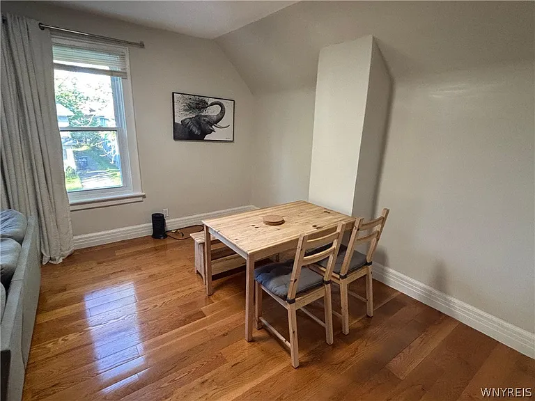 40 Lisbon Ave #UPPER — Photo 7