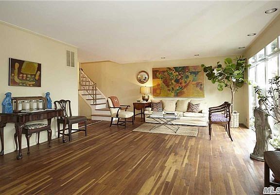 4th image of 145 Rockaway Ave