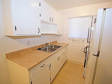 2nd image of 510 Country Village Dr #4
