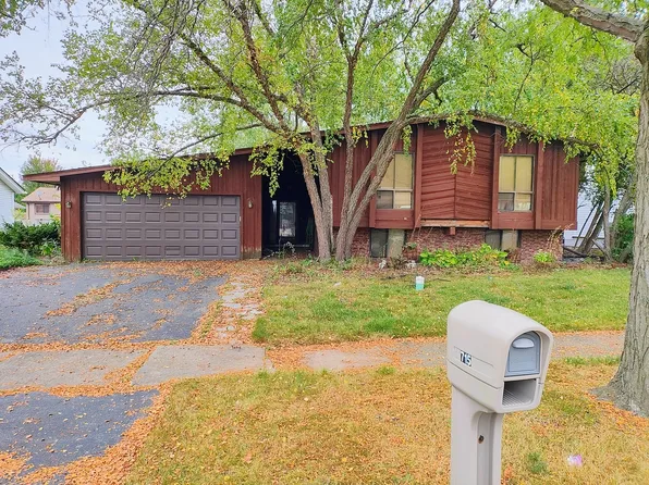 715 Bradley Ave, Matteson, IL 60443