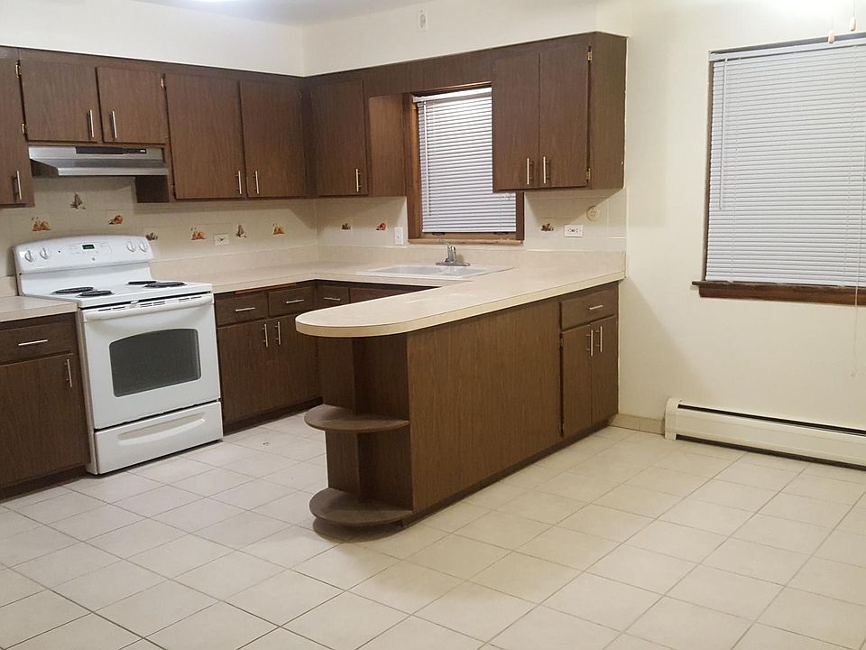 1st image of 8913 Grant Ave APT 1