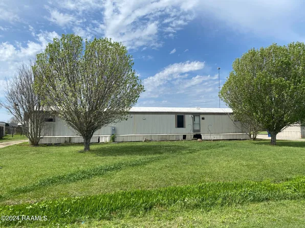239 Secretariat Ln, Rayne, LA 70578