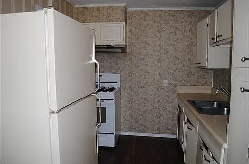 4th image of 324 Biloxi Dr