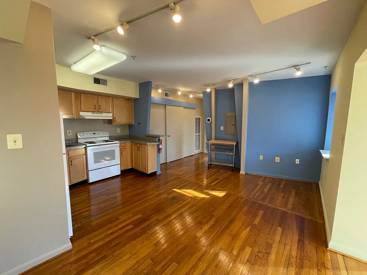 Building Photo - 3801 33rd St