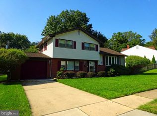 218 S Avon Dr, Claymont, DE 19703