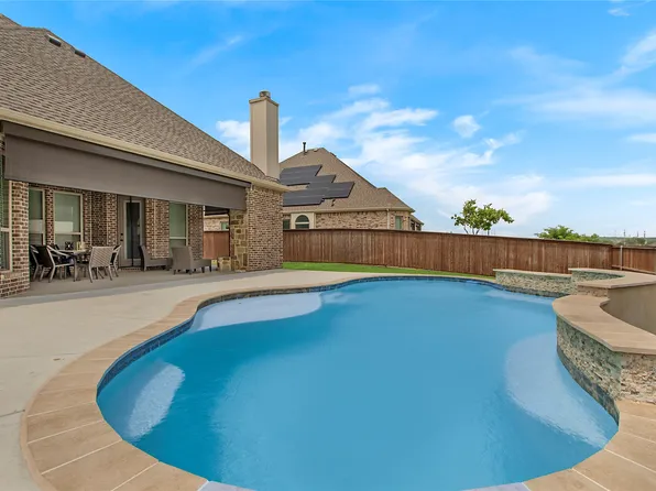 9916 Villa Verde Dr, Fort Worth, TX 76179