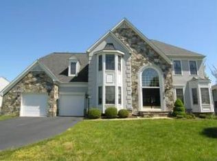 5229 Fernbrook Dr, Centreville, VA 20120