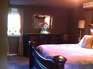 32 Westwood Ave, Billerica, MA 01821