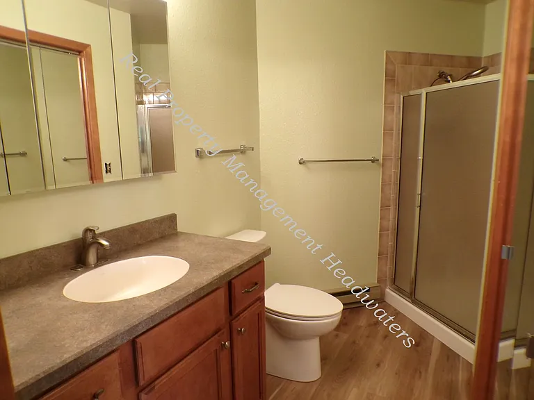 2552 Heritage Dr — Photo 12