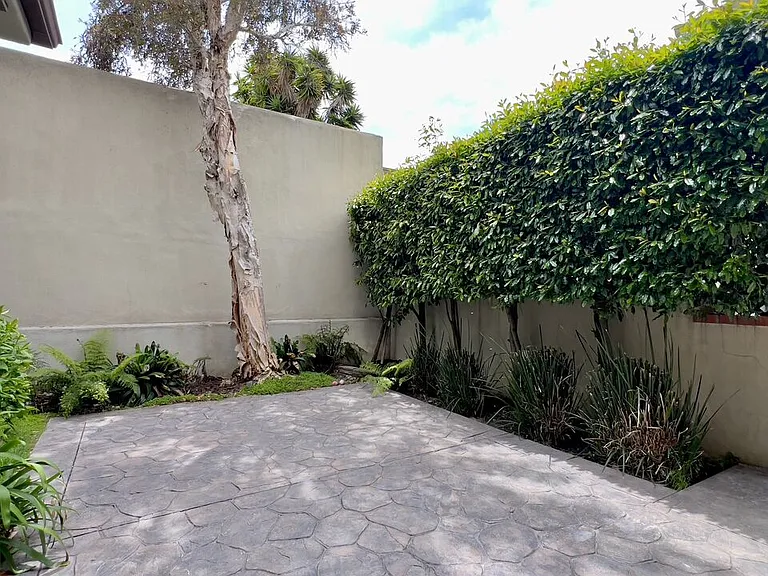 1011 Green Ln — Photo 35