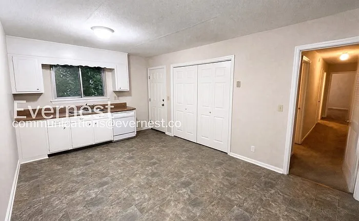 309 Nye Dr — Photo 6