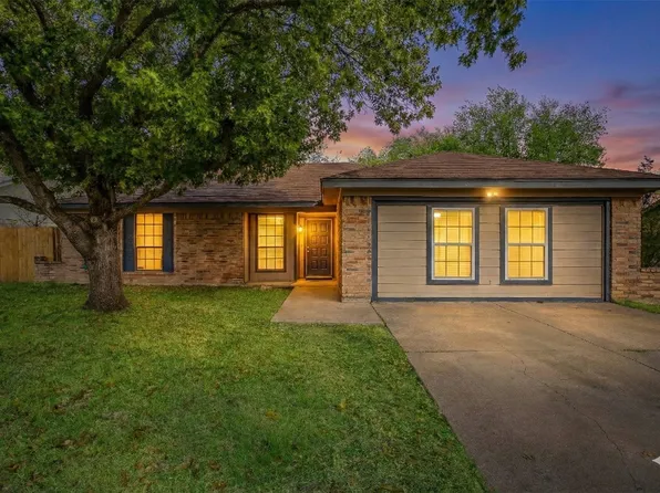 516 Clover Dr, Saginaw, TX 76179