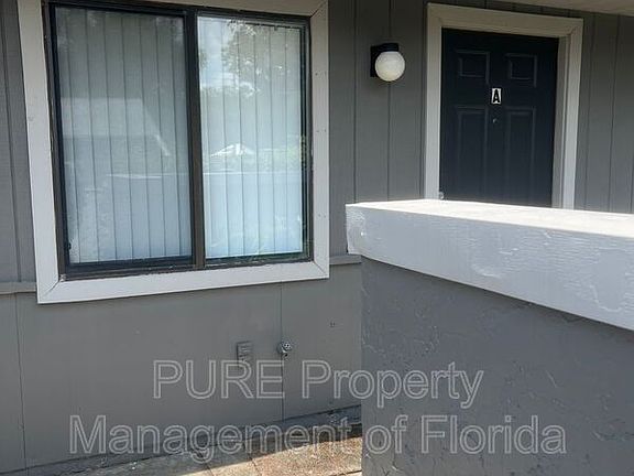 5th image of 3002 SE 5th Ter APT A