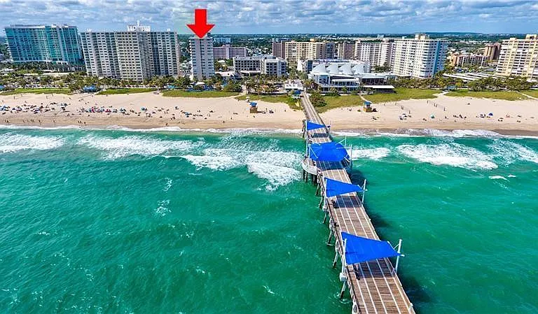 133 N Pompano Beach Blvd #806 — Photo 2