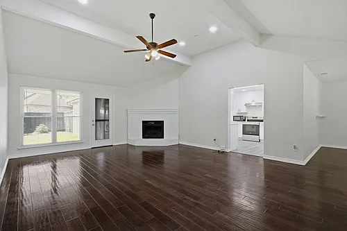 5005 Frontier Ln Photo 1