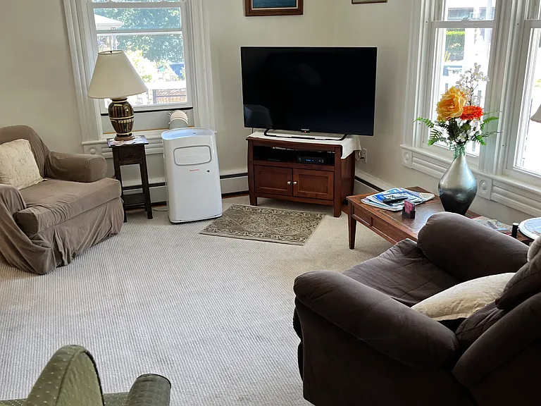 16 Ocean Ave — Photo 14