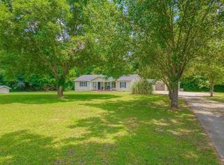 1187 Nancy Hart School Rd, Hartwell, GA 30643