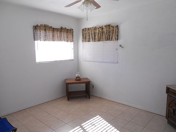 2nd image of 4920 Pikes Peak Dr