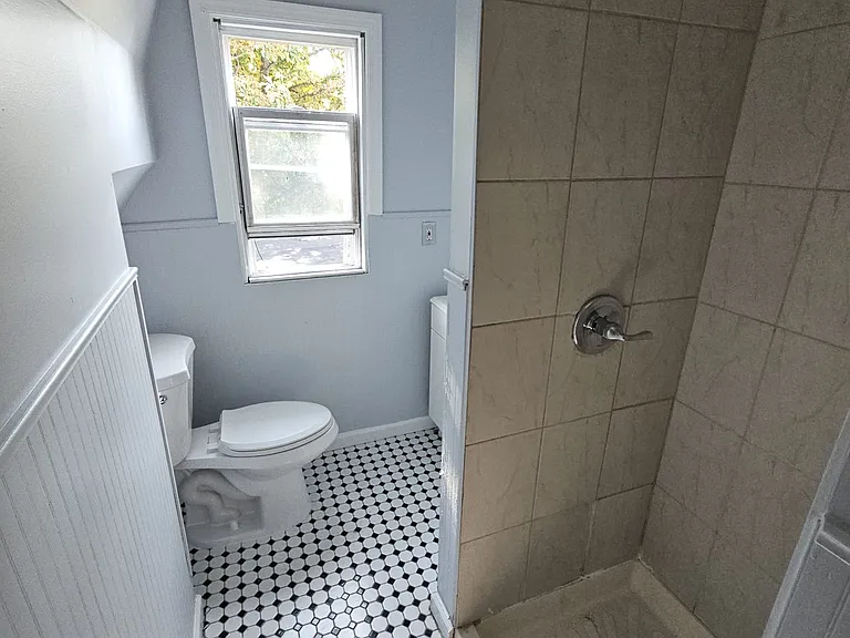 181 N 12th St #3 — Photo 17
