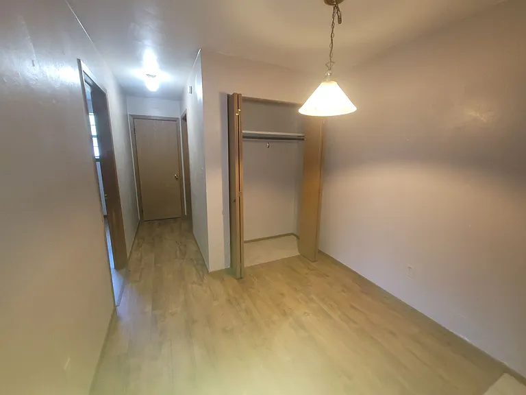 547 Turney St — Photo 14