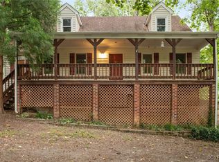 3025 Maplevale Rd, Chester, VA 23831