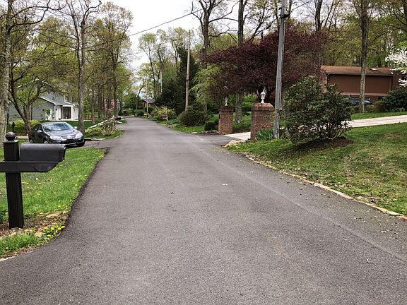 5th image of 112 Chardonnay Dr