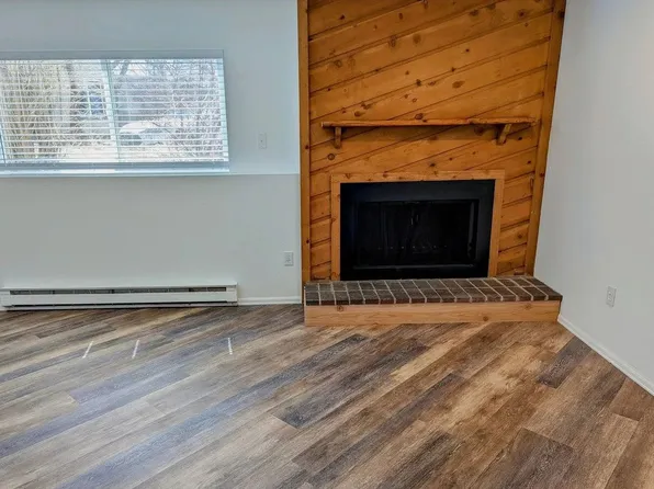 1011 Hover St #A, Longmont, CO 80503