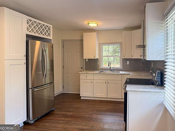 3rd image of 2093 Verbena St NW