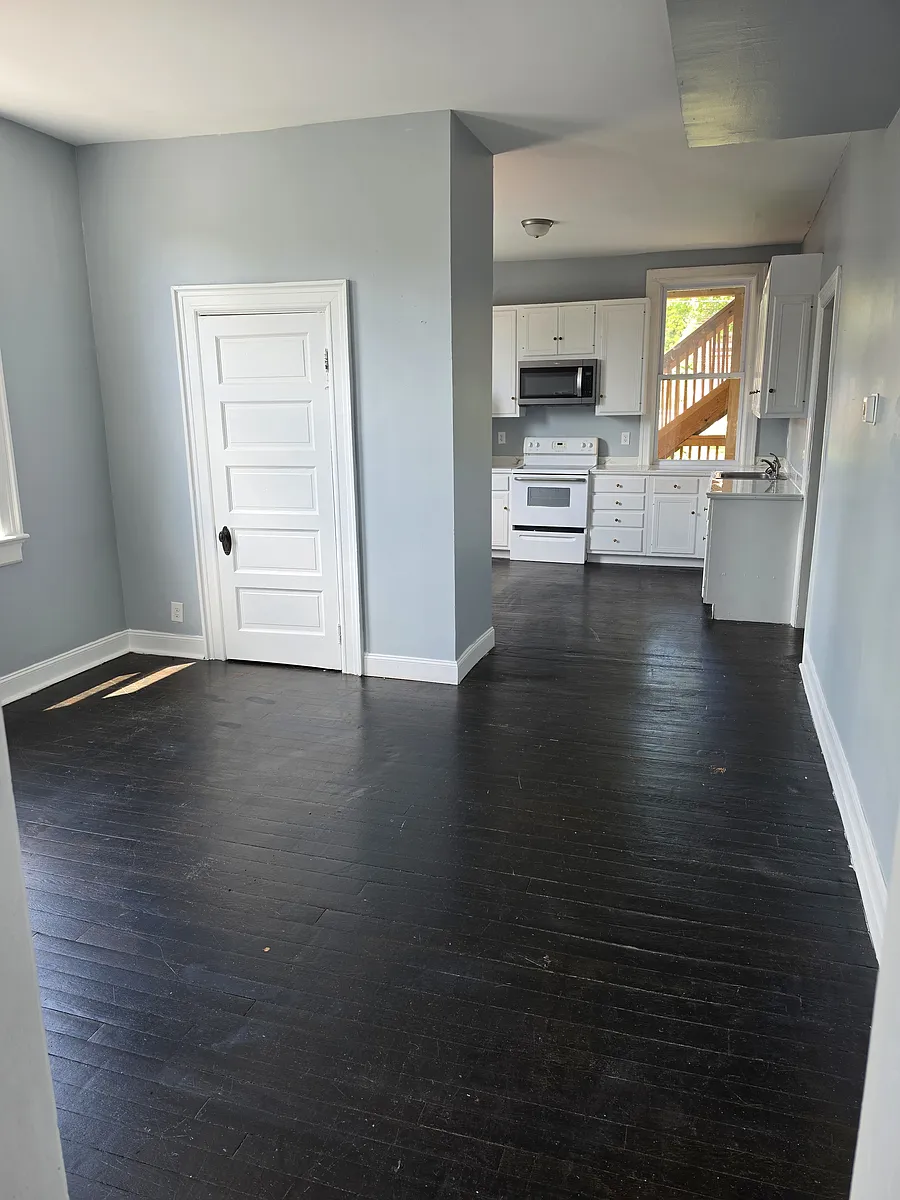 Building Photo - 431 Cumberland St #B
