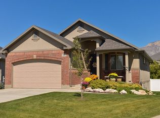 1012 W Park Springs Cir, Pleasant View, UT 84414