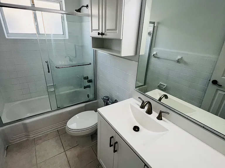 2035 Calais Dr #10 — Photo 18