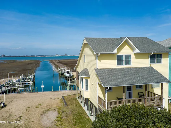 1711 E Fort Macon Road, Atlantic Beach, NC 28512