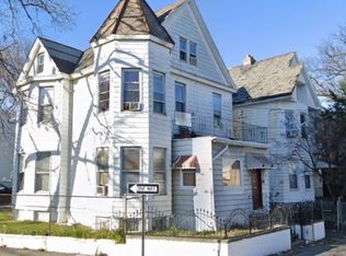 686 E 18th St, Paterson, NJ 07501