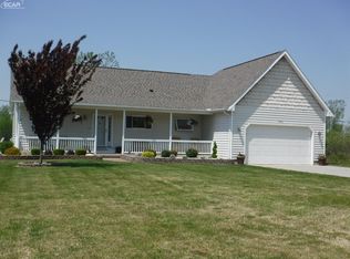 10192 Torrey Rd, Fenton, MI 48430