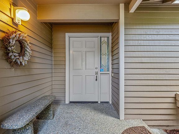 3rd image of 12624 104th Ave NE