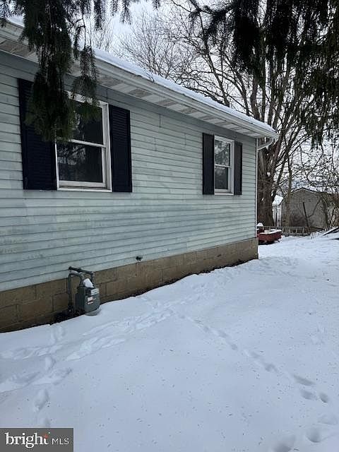 1st image of 11 N Highland Ave