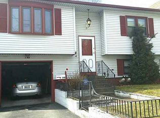 148 Auburn St, Cranston, RI 02910