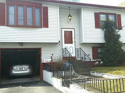 148 Auburn St, Cranston, RI, 02910