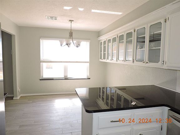 5th image of 1601 NW 72nd St
