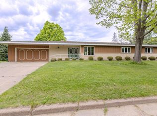 419 E Beech St, Edgar, WI 54426