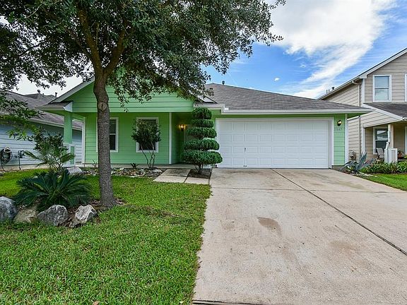 3rd image of 11647 Pebble Sands Dr