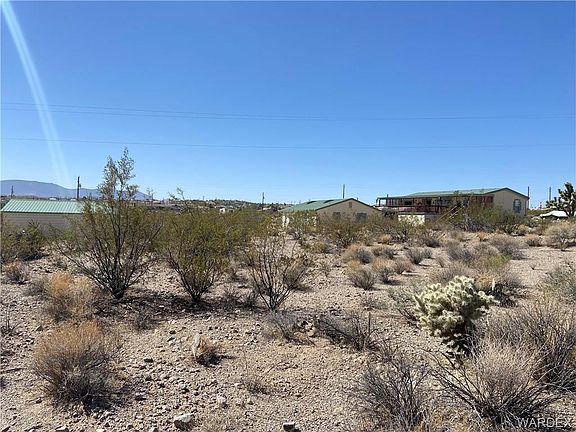 5th image of 110 E Spencer Dr