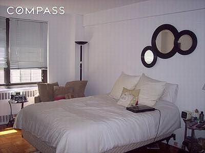 3rd image of 135 E 54th St APT 11M