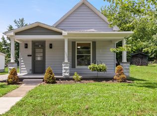 1206 N 3rd St, Boonville, IN 47601