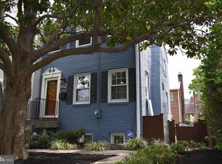 1215 Powhatan St, Alexandria, VA 22314
