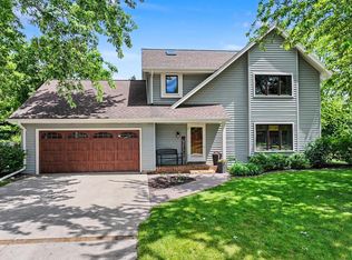 N71W23400 Homestead Rd, Sussex, WI 53089