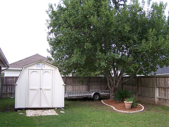 Storage Shed, Landscaping