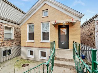 3338 S Bell Ave, Chicago, IL 60608