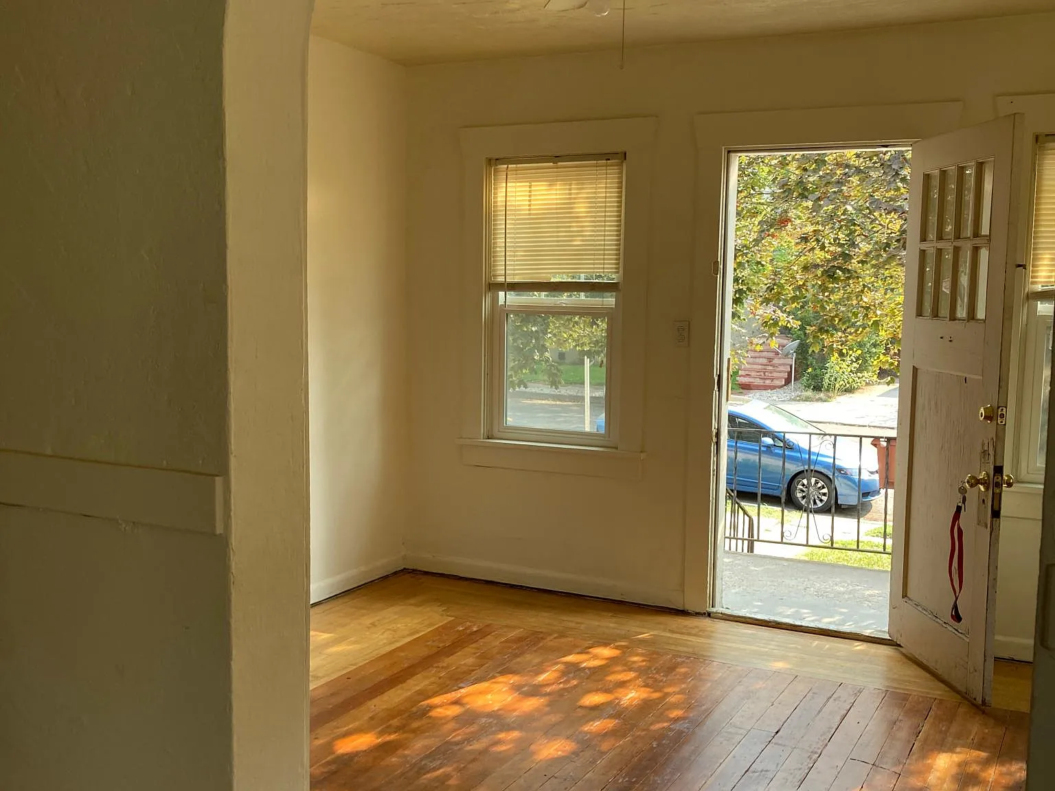 1 bed, 350 sqft, $750 — Photo 1